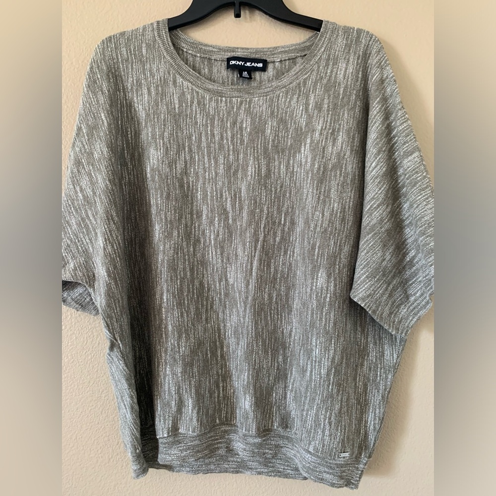 DKNY Knit Sweater Shirt Dolman Sleeve Sage Green Off White NWOT SIZE L